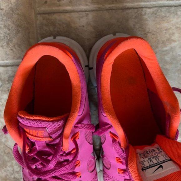 Nike Free 5.0 Runners Girls Size 6Y - Picture 7 of 10